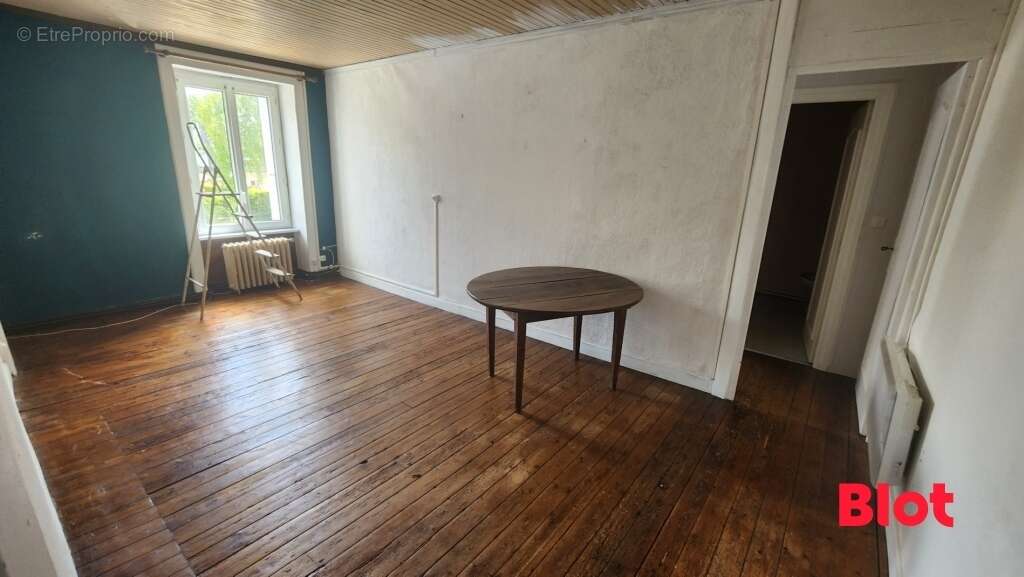 Appartement à TRELIVAN