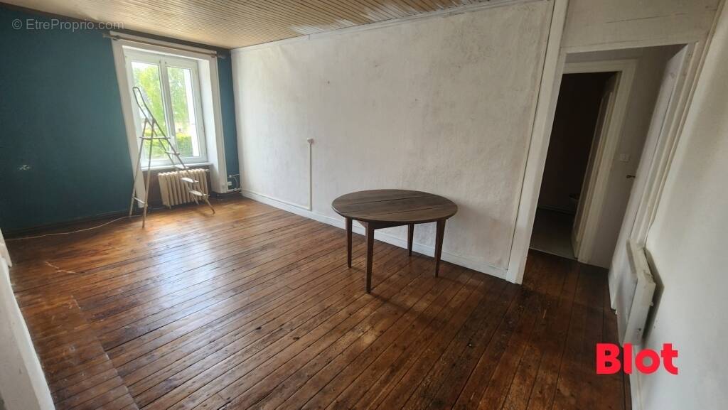 Appartement à TRELIVAN