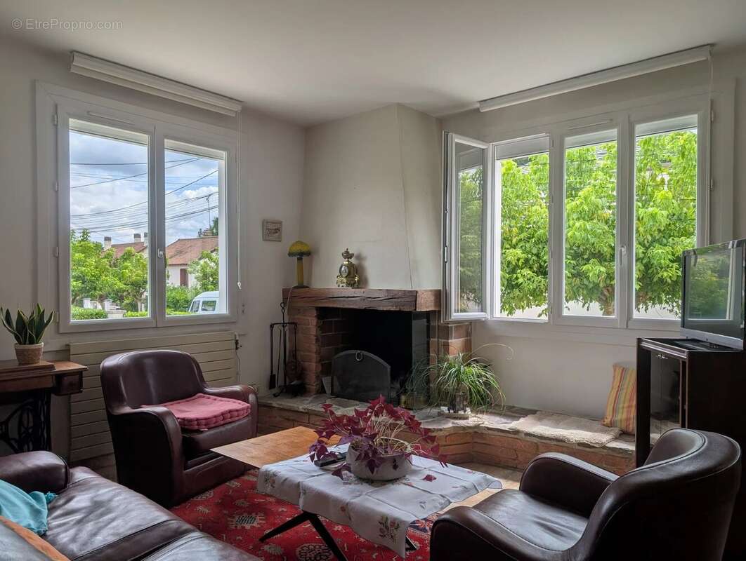 Maison à CHARTRETTES