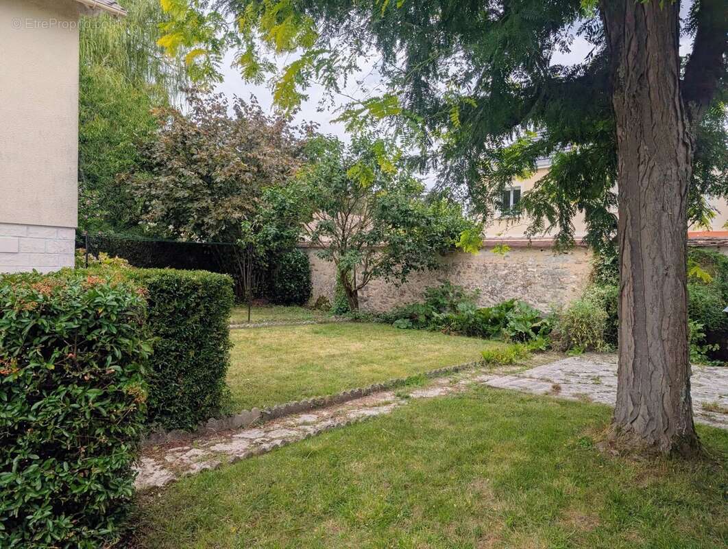 Maison à CHARTRETTES