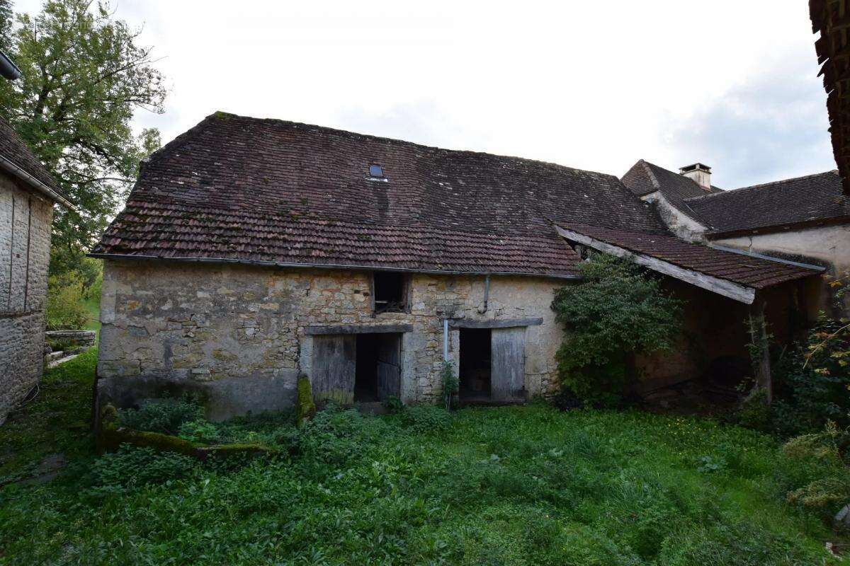 Maison à SAINT-CERNIN