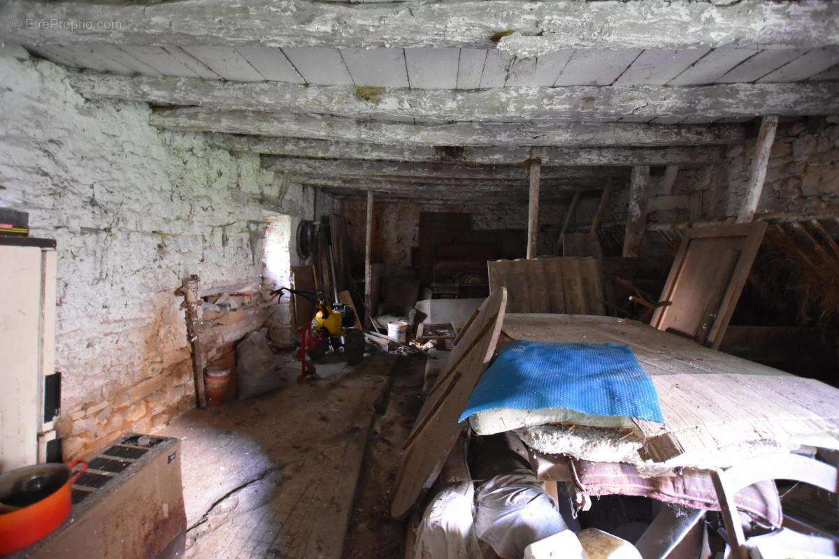 Maison à SAINT-CERNIN