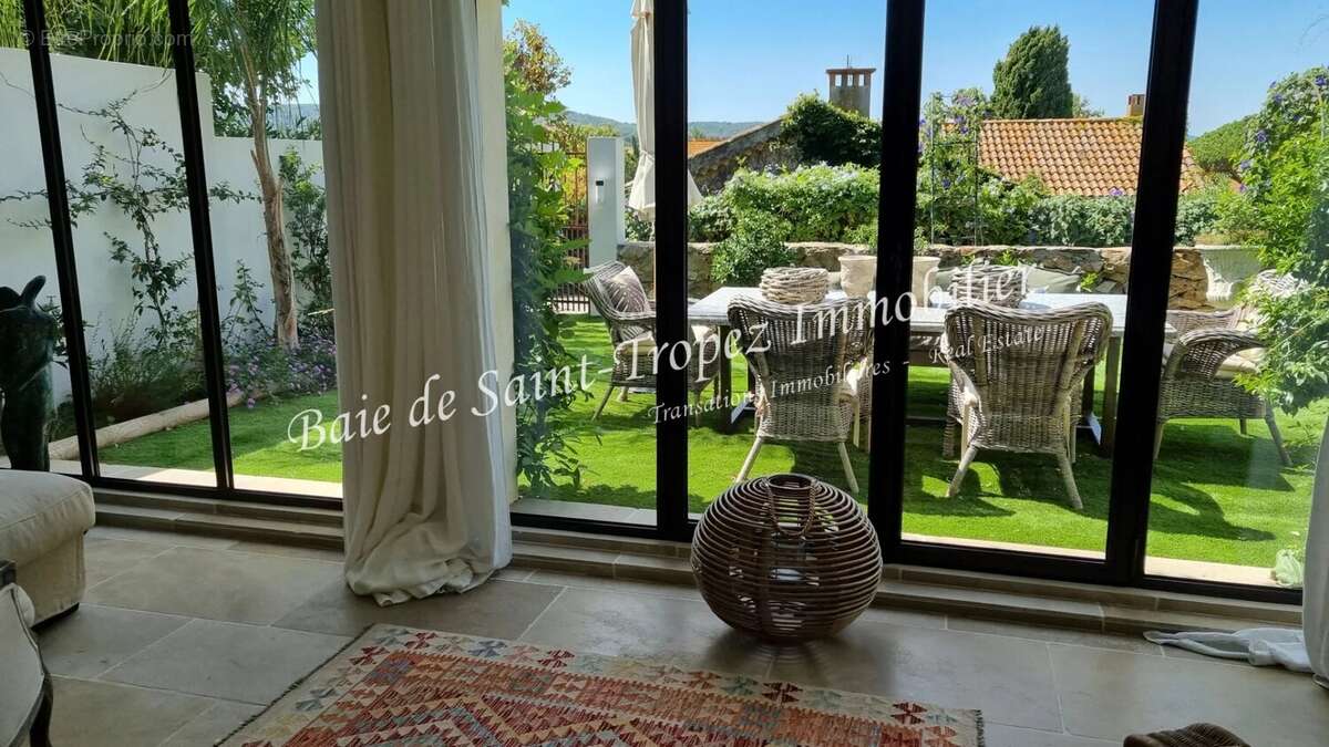 Appartement à SAINT-TROPEZ