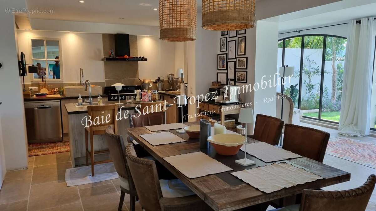 Appartement à SAINT-TROPEZ