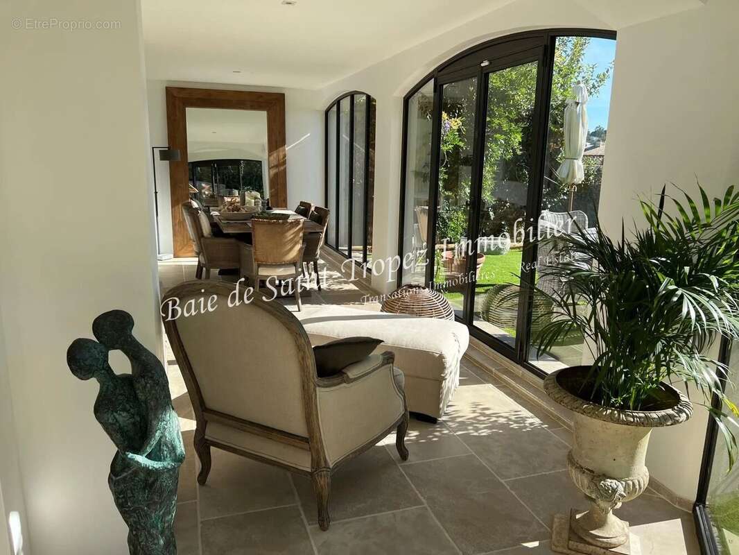 Appartement à SAINT-TROPEZ