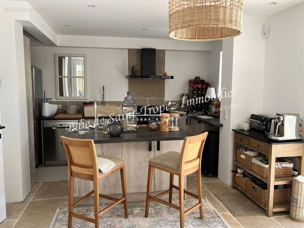 Appartement à SAINT-TROPEZ