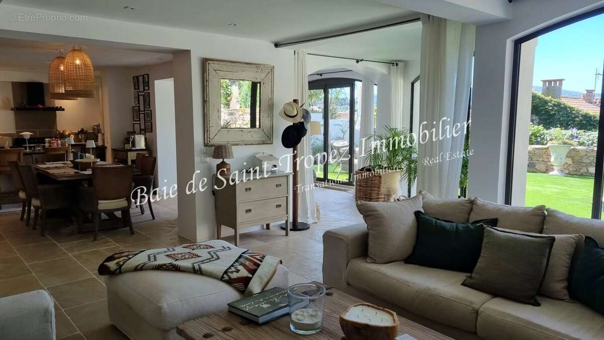 Appartement à SAINT-TROPEZ