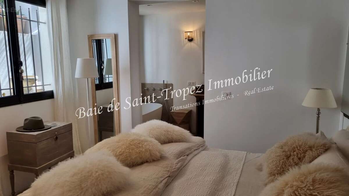 Appartement à SAINT-TROPEZ