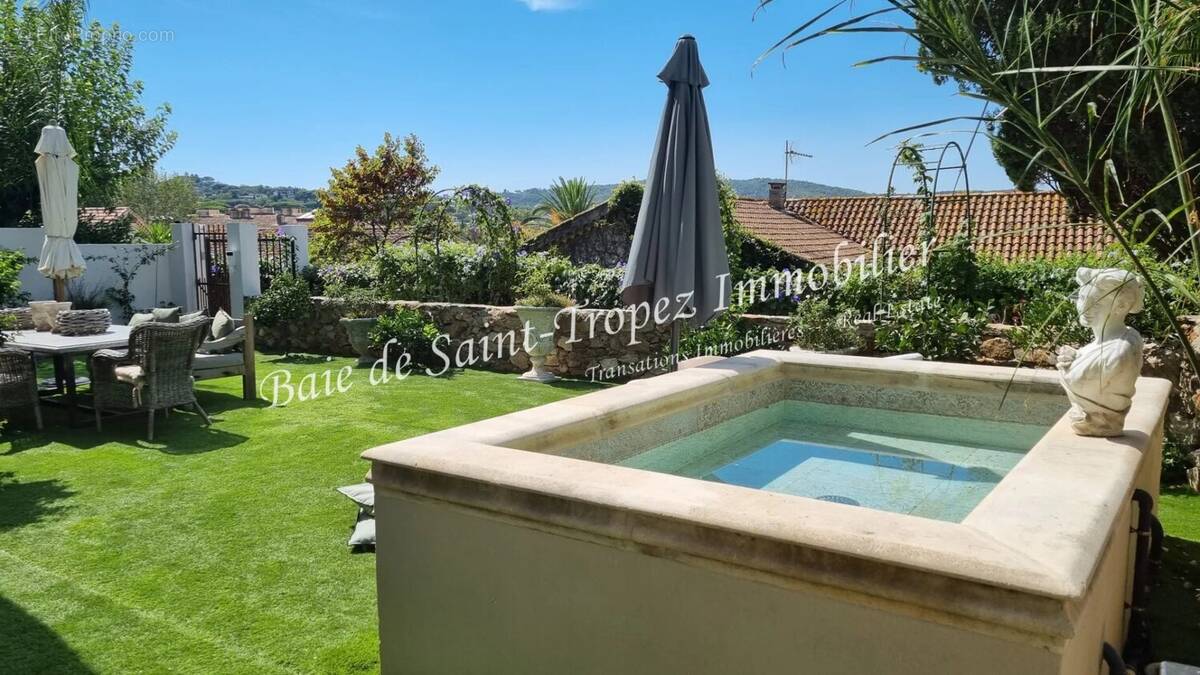 Appartement à SAINT-TROPEZ