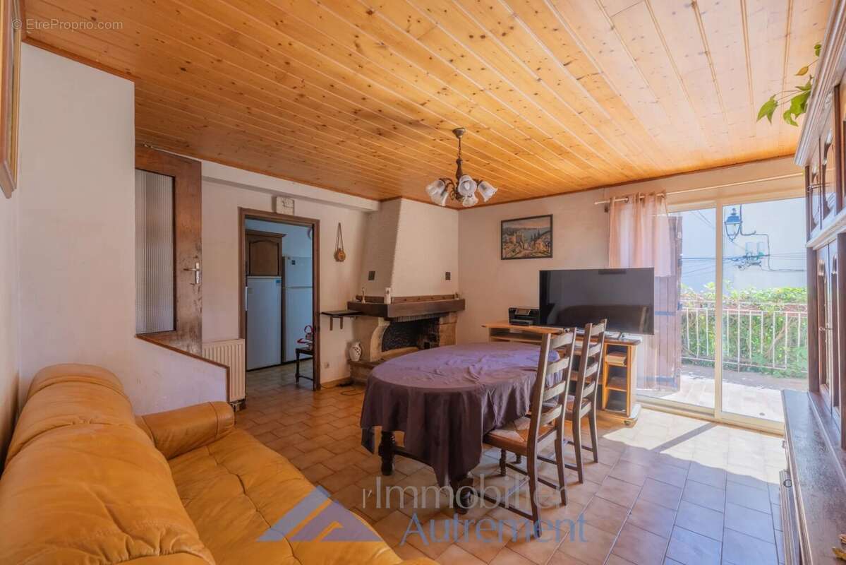 Maison à SAINT-SAVOURNIN