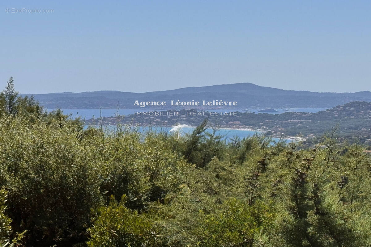 Maison à LES ISSAMBRES