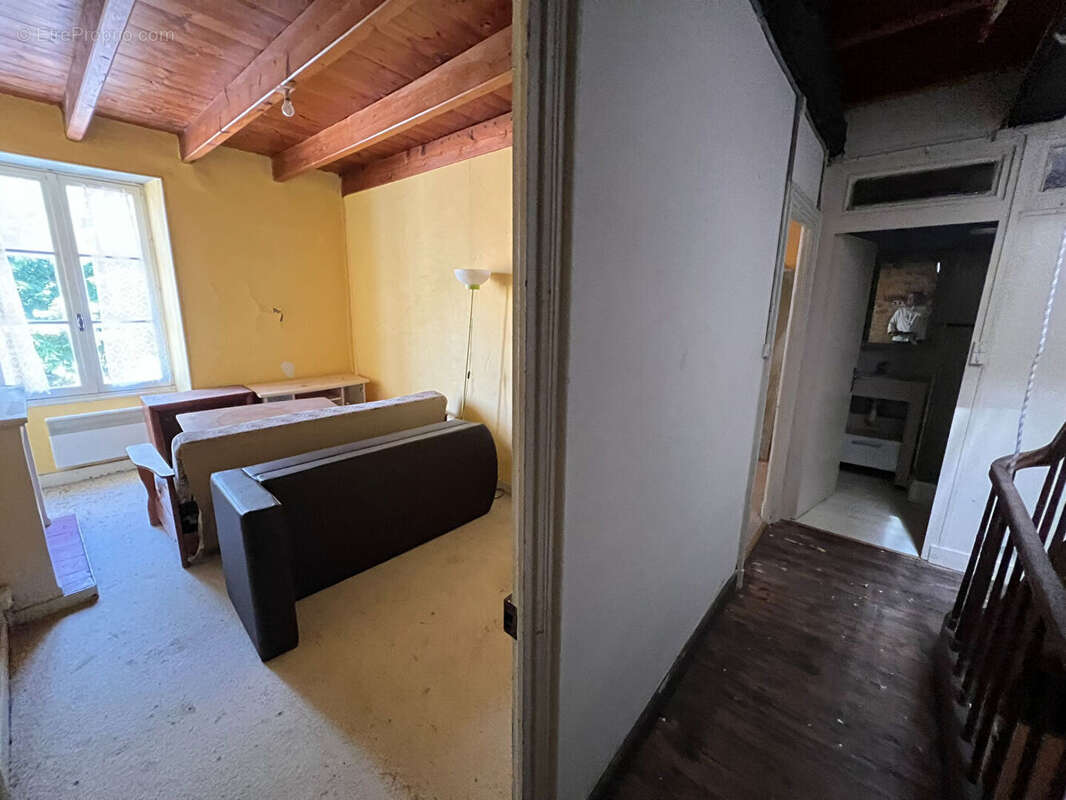 Maison à SAINT-SAUVANT