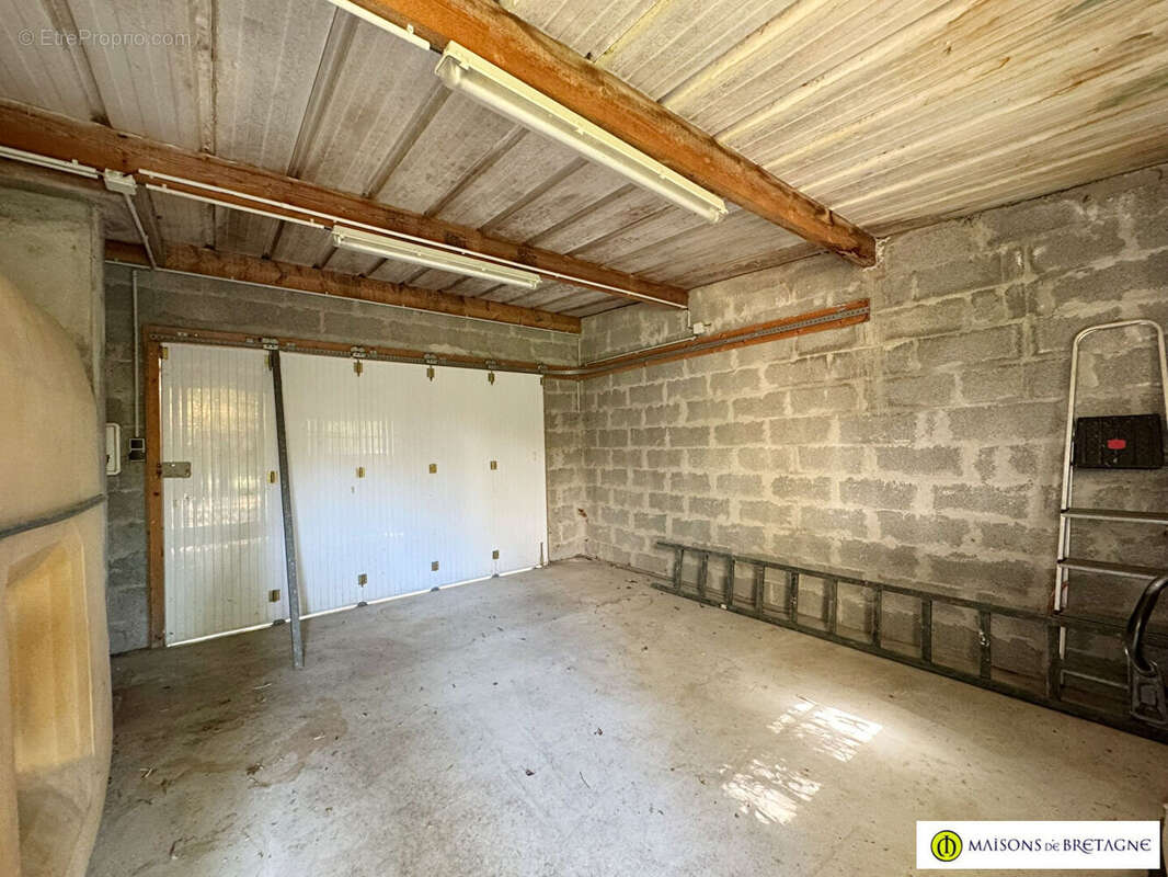 Commerce à RIEC-SUR-BELON