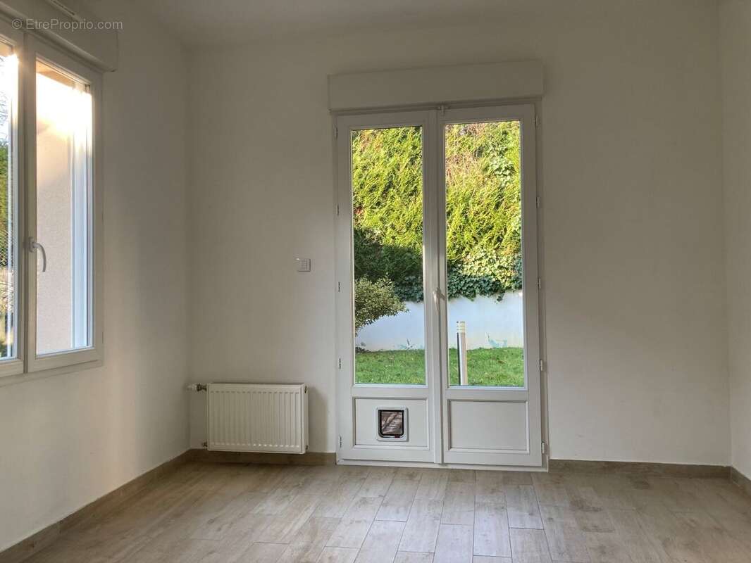 Maison à L&#039;ETANG-LA-VILLE