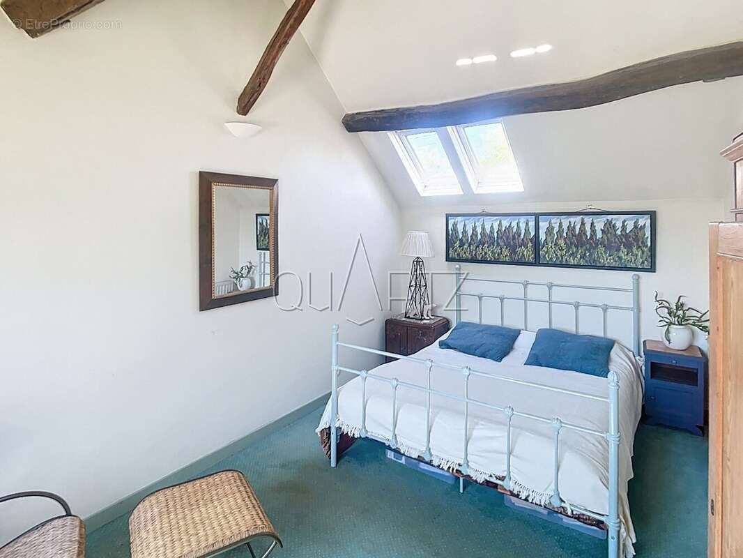 Maison à LA NEUVILLE-D&#039;AUMONT