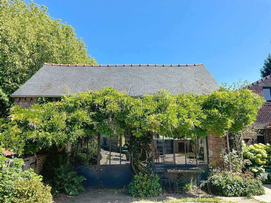 Maison à LA NEUVILLE-D&#039;AUMONT