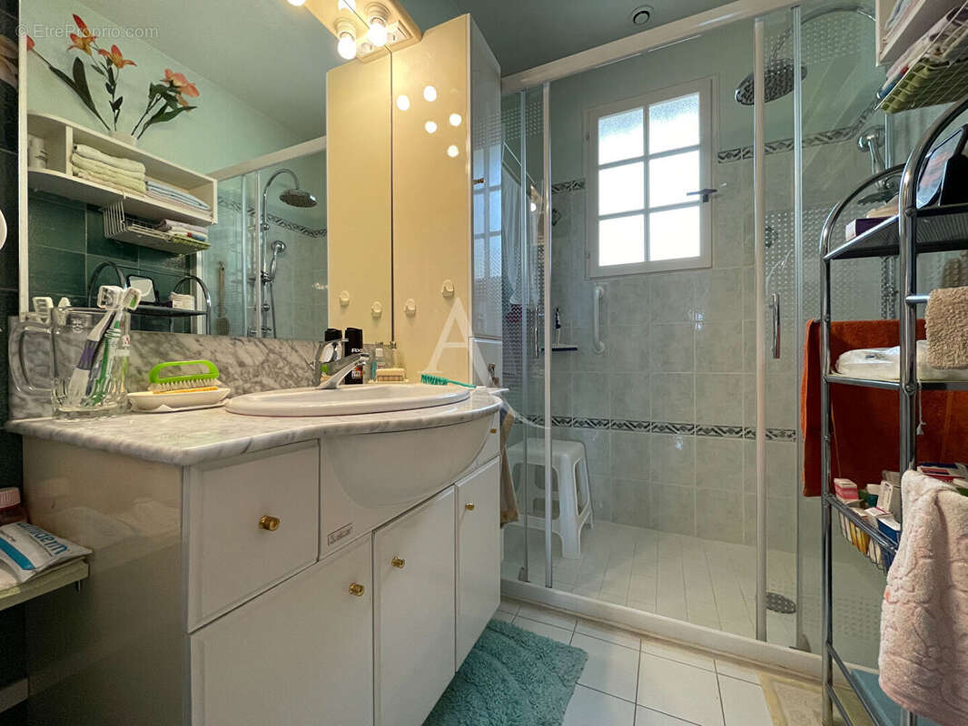 Maison à L&#039;AIGUILLON-SUR-VIE