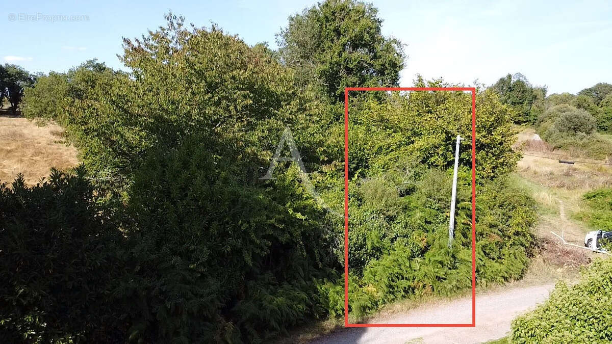 Terrain à BREM-SUR-MER