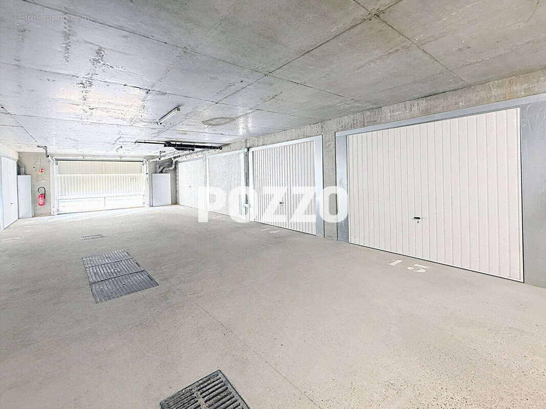 Appartement à DONVILLE-LES-BAINS