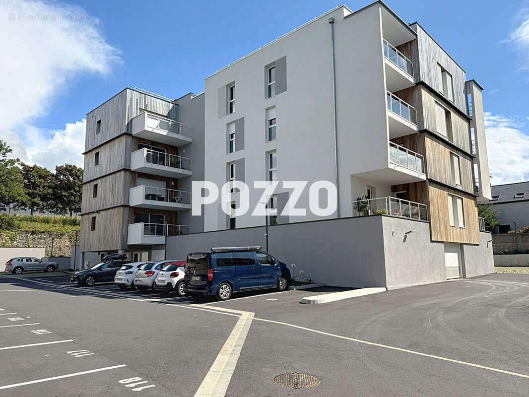 Appartement à DONVILLE-LES-BAINS