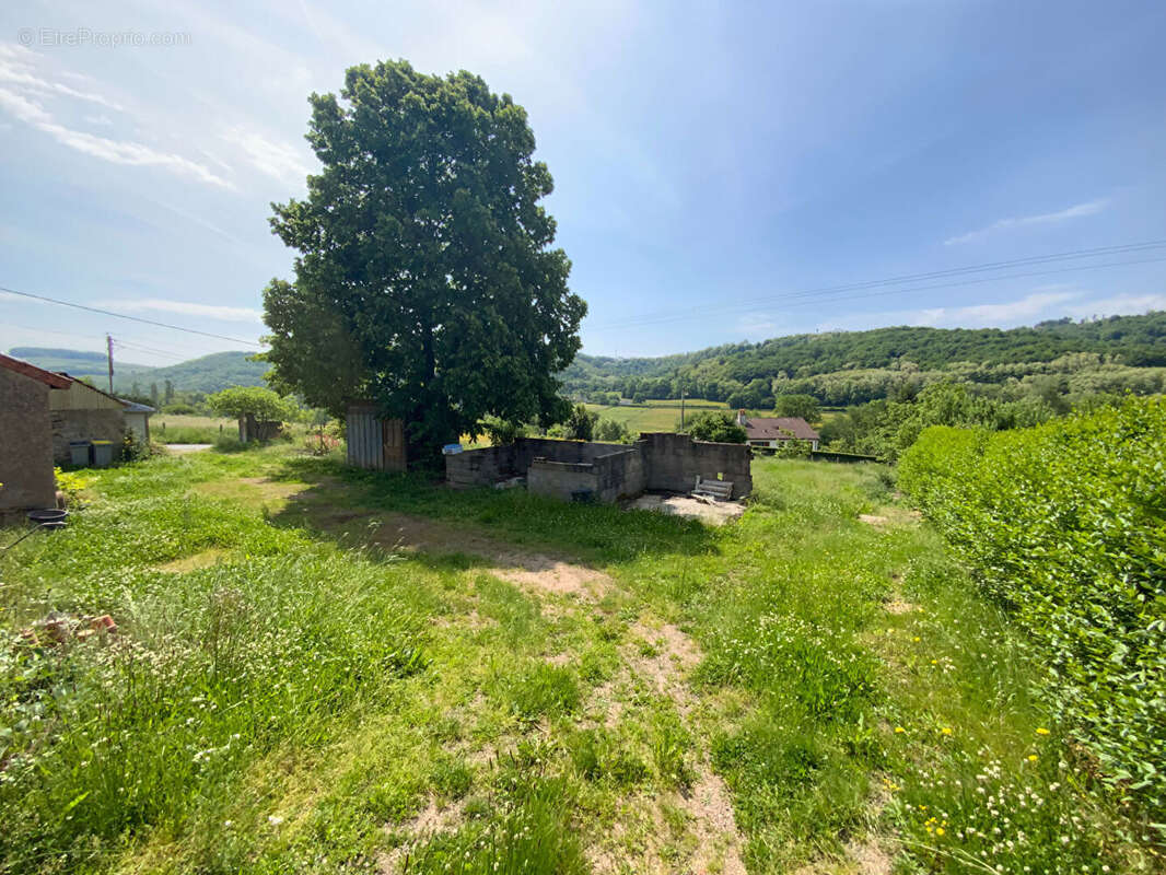 Maison à SAINT-SERNIN-DU-BOIS