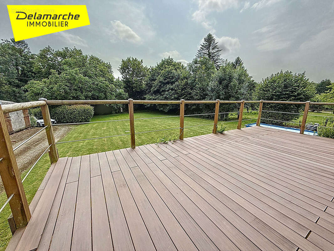 Maison à LA CHAPELLE-CECELIN