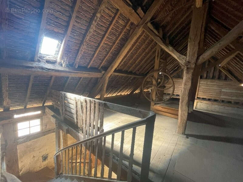 Commerce à LA BAZOCHE-GOUET