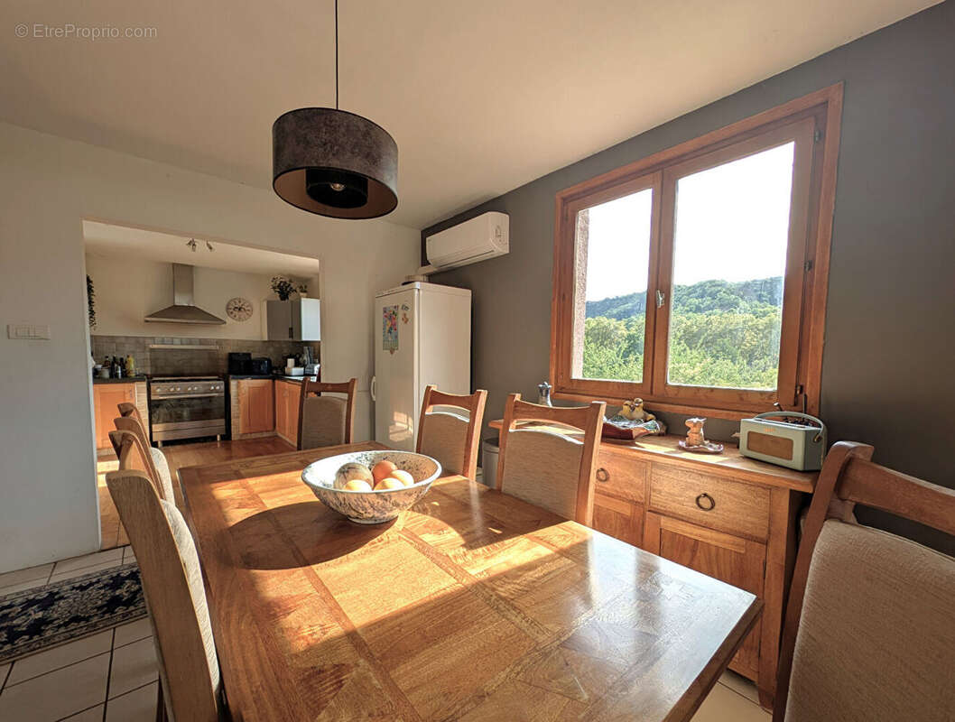 Maison à SAINT-ANTONIN-NOBLE-VAL