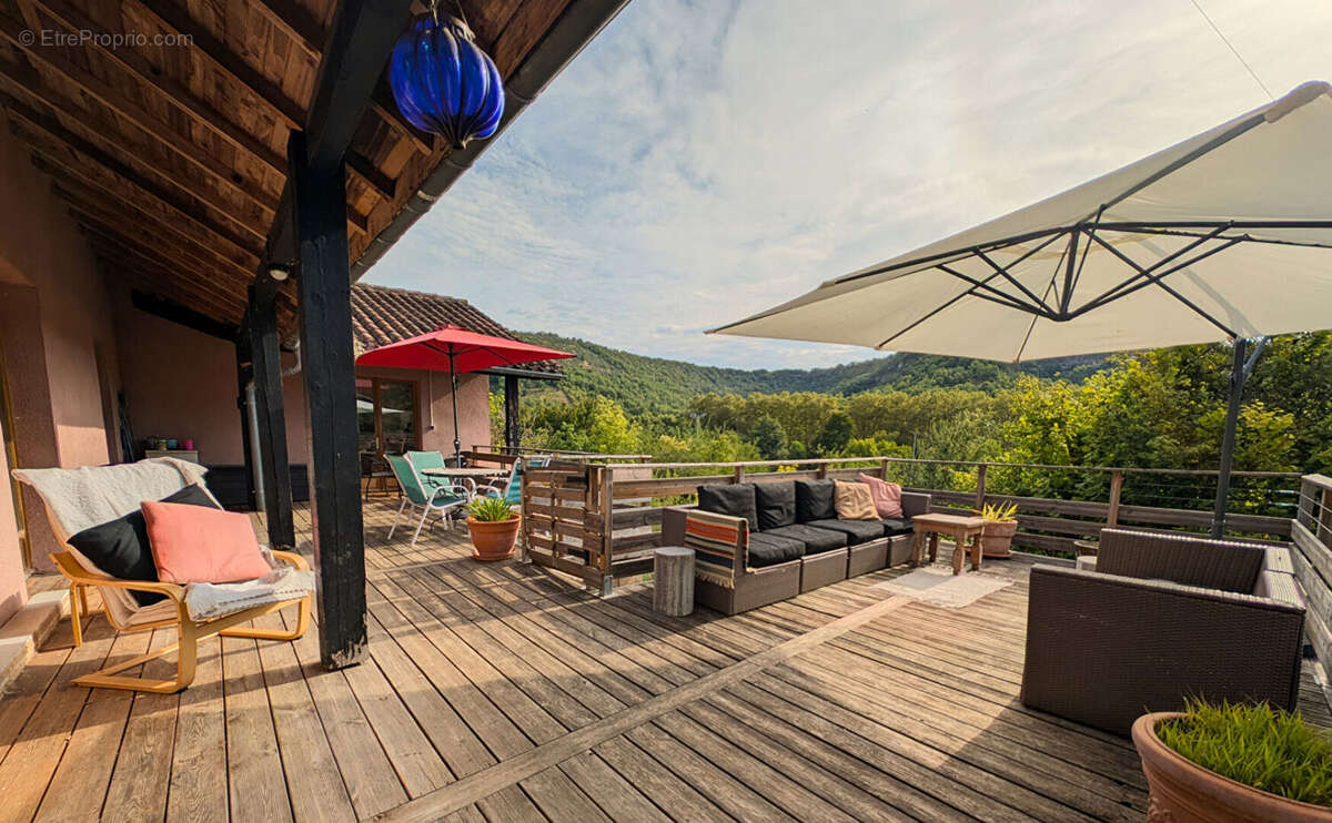 Maison à SAINT-ANTONIN-NOBLE-VAL