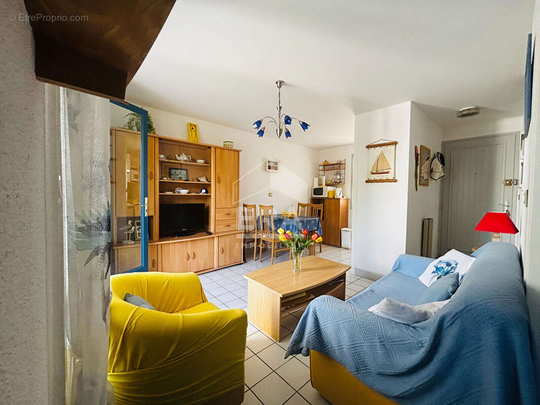 Appartement à VAUX-SUR-MER