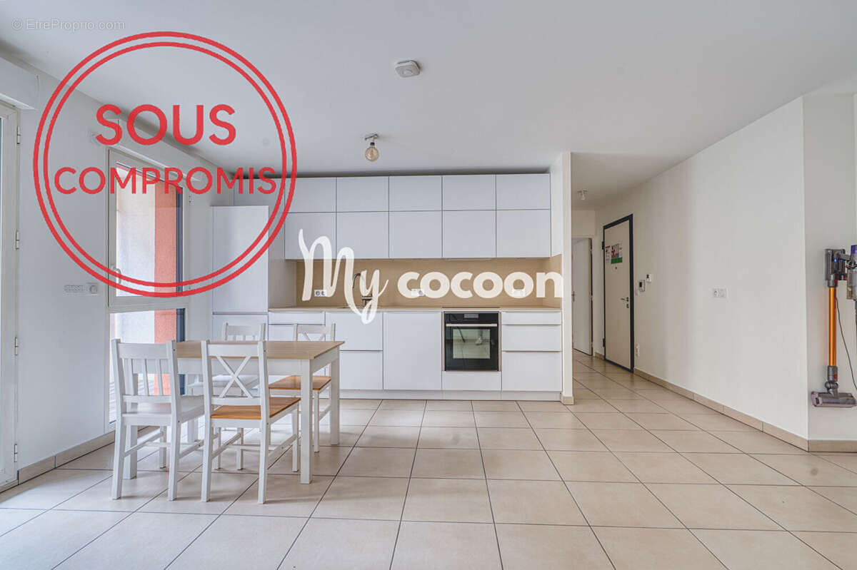 Appartement à LYON-8E