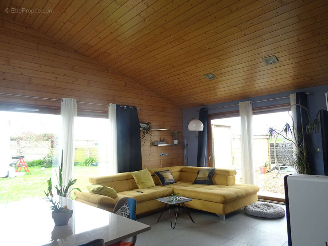 Maison à PLOUGUERNEAU