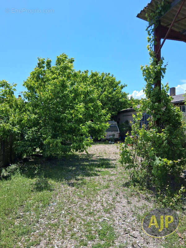 Maison à SAINT-ESTEPHE