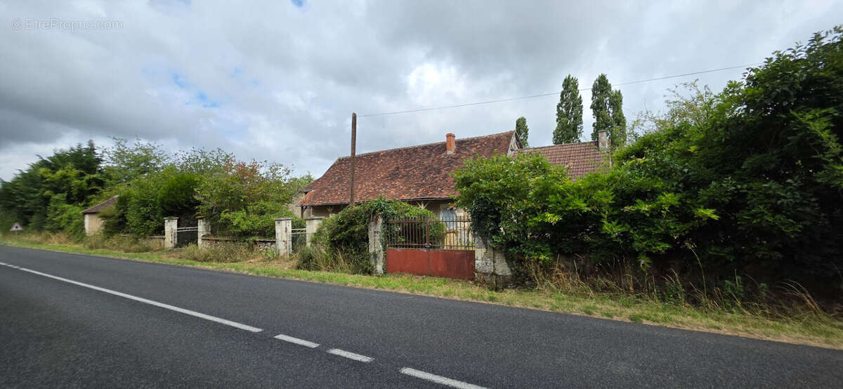 Maison à BOSSAY-SUR-CLAISE