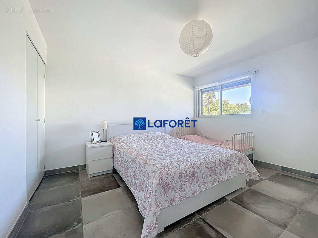 Appartement à CARQUEIRANNE