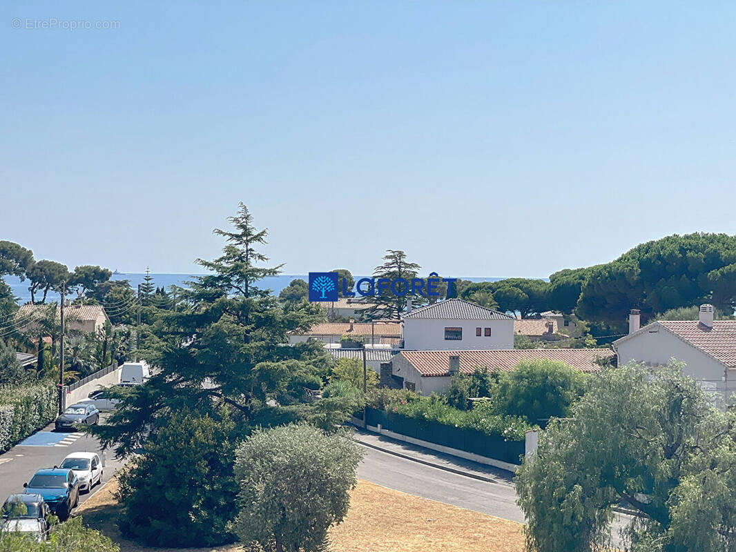 Appartement à CARQUEIRANNE