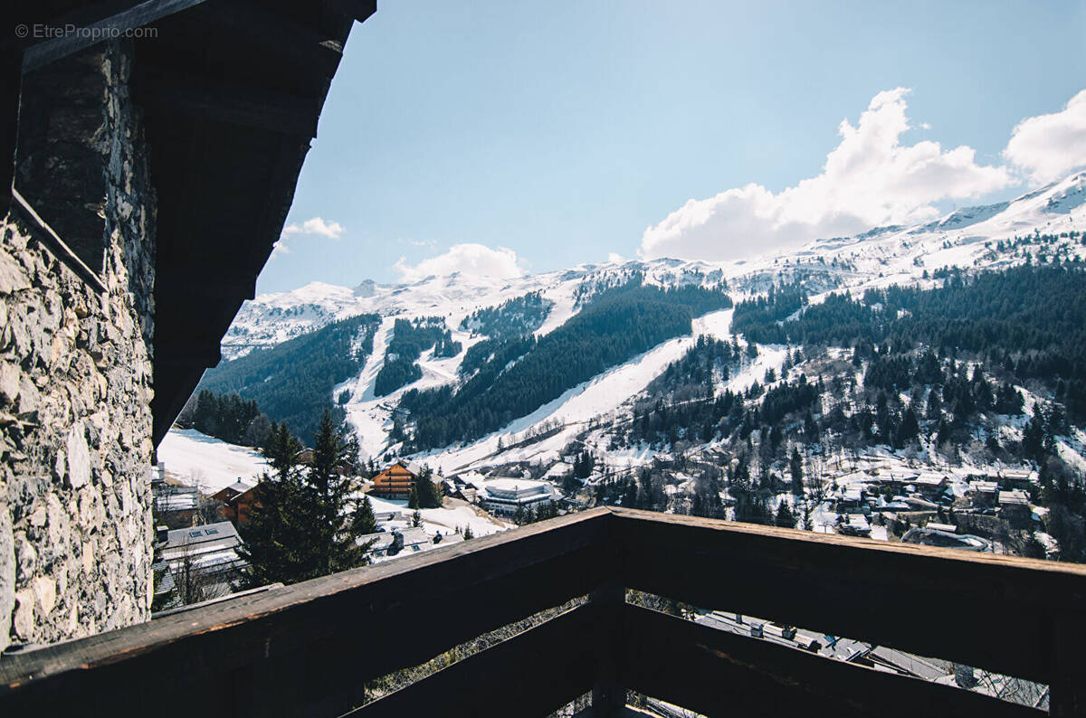 Appartement à LES ALLUES