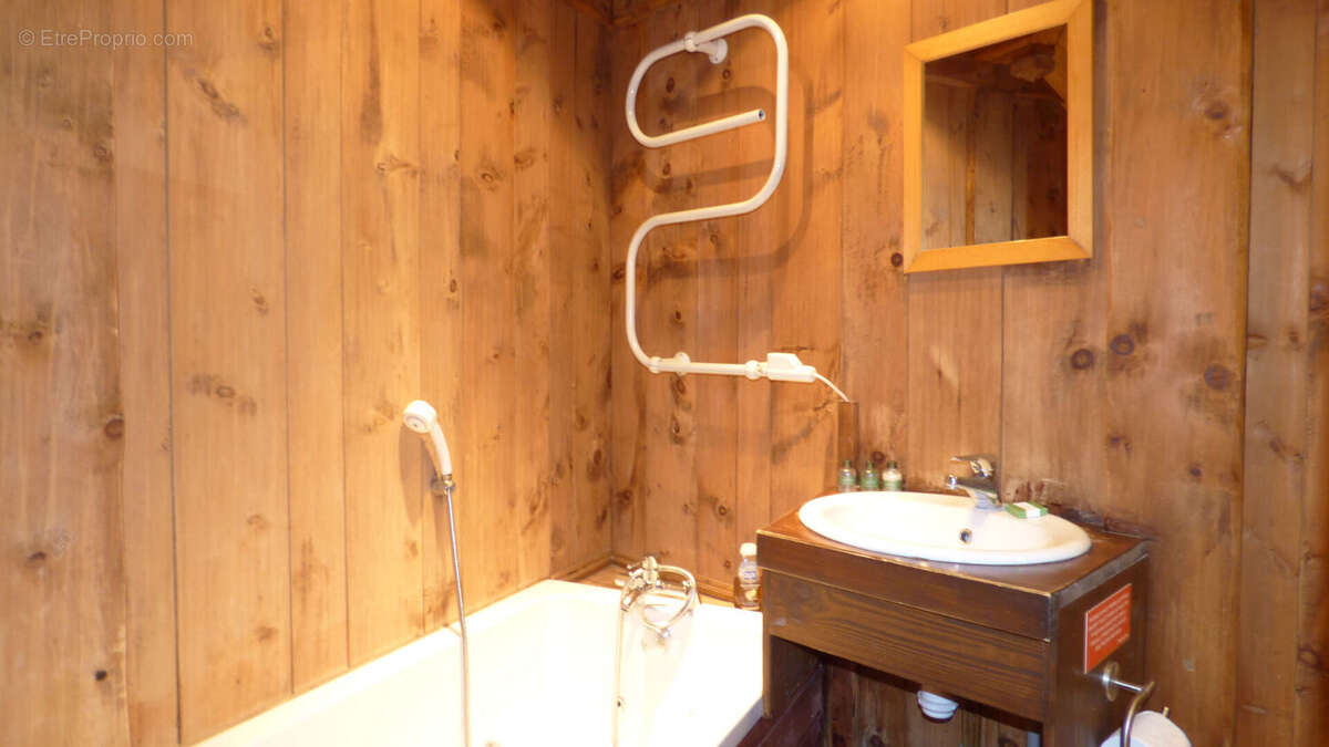 Appartement à LES ALLUES