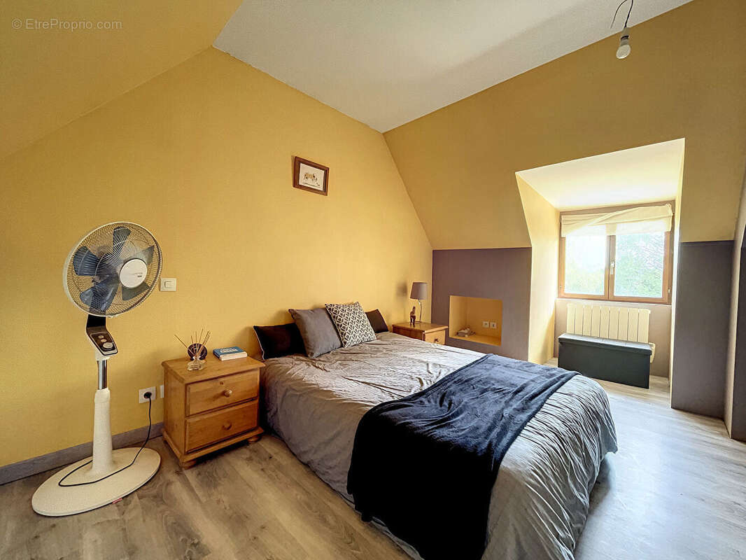 Maison à DOUVILLE-EN-AUGE