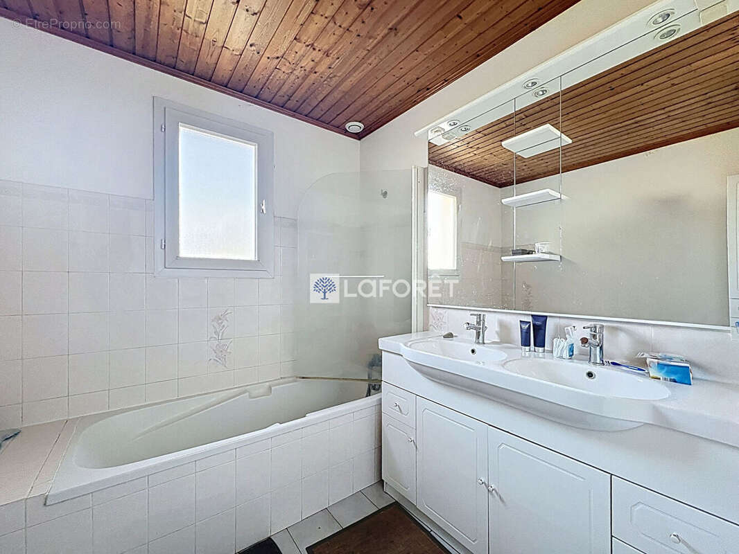 Maison à LE FENOUILLER