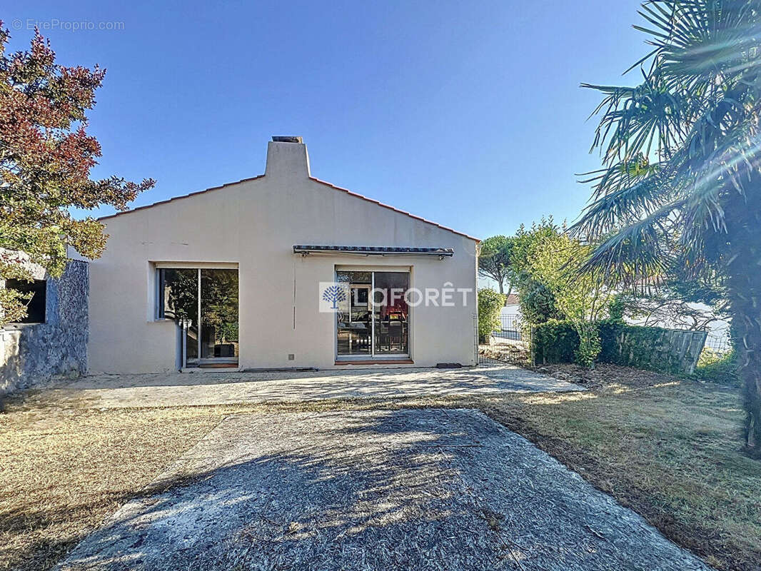 Maison à LE FENOUILLER