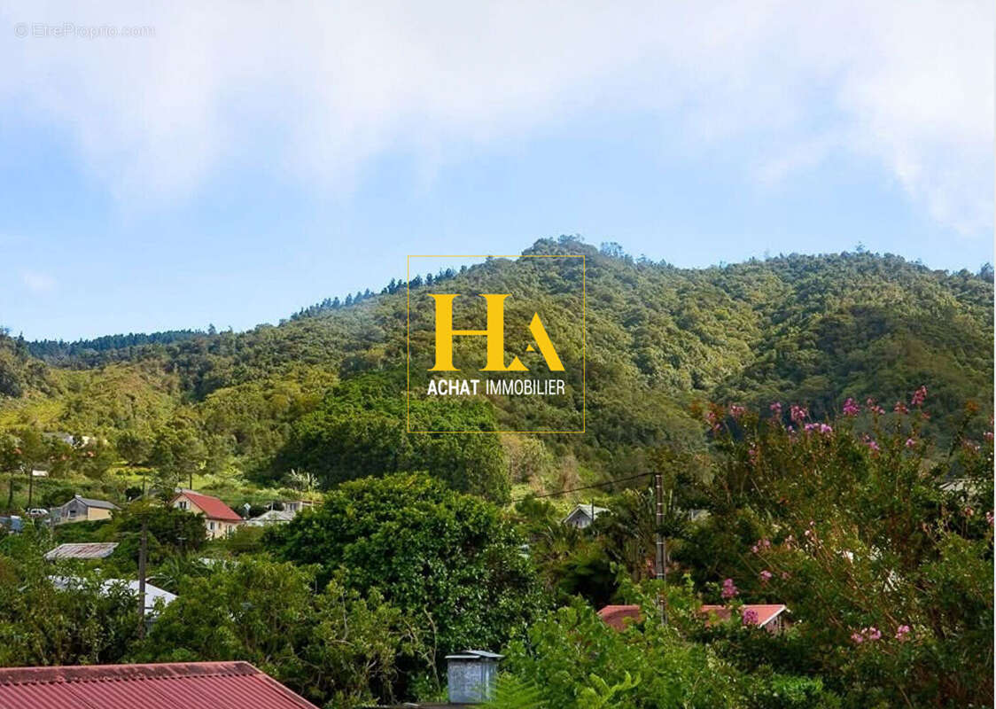 Maison à LES AVIRONS