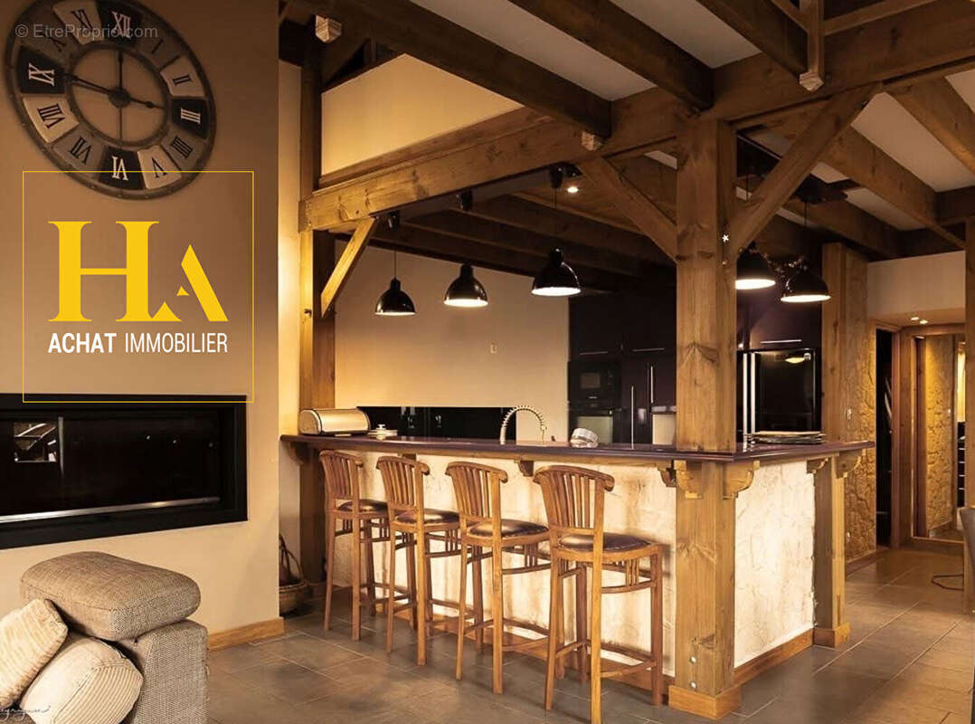 Maison à LES AVIRONS