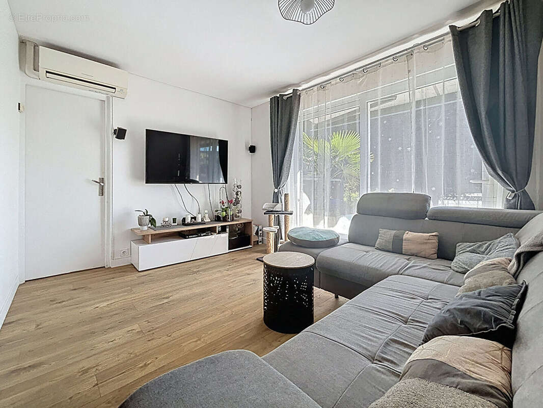 Maison à BERNAY-VILBERT