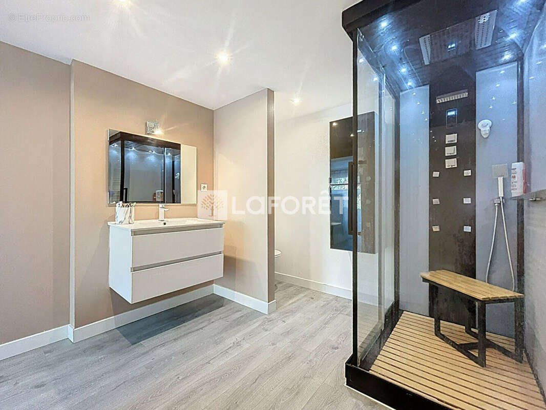 Maison à BERNAY-VILBERT