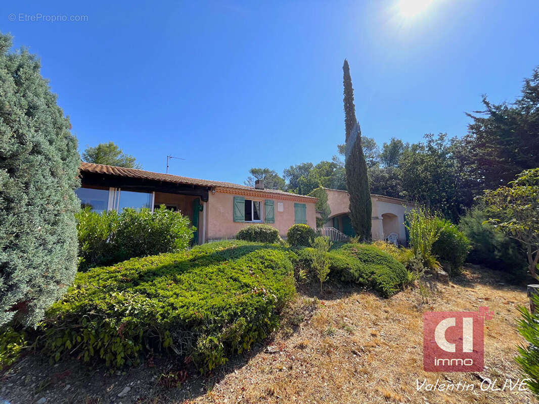 Maison à LA ROQUEBRUSSANNE