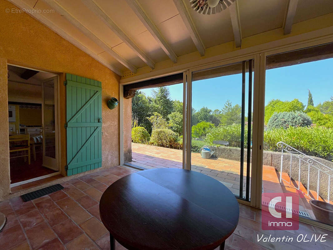 Maison à LA ROQUEBRUSSANNE