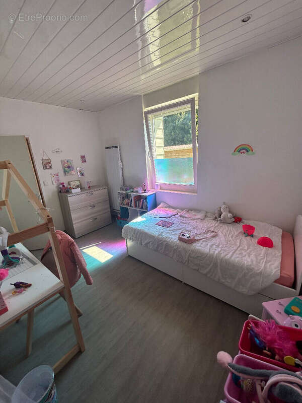 Maison à COURCELLES-LE-COMTE