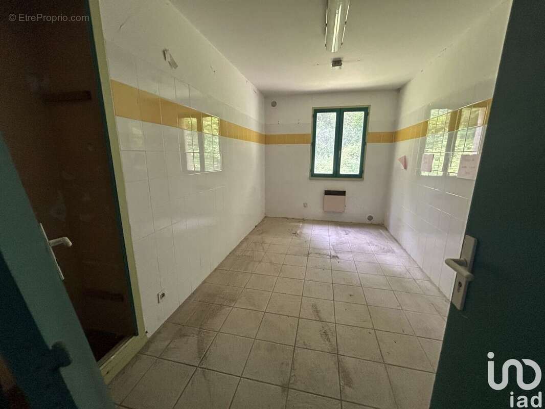 Photo 4 - Commerce à BIELLE