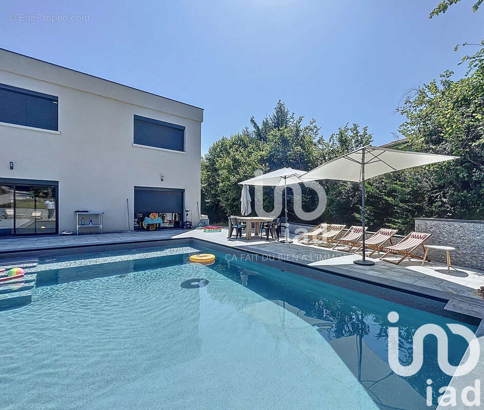 Photo 2 - Maison à MILLERY